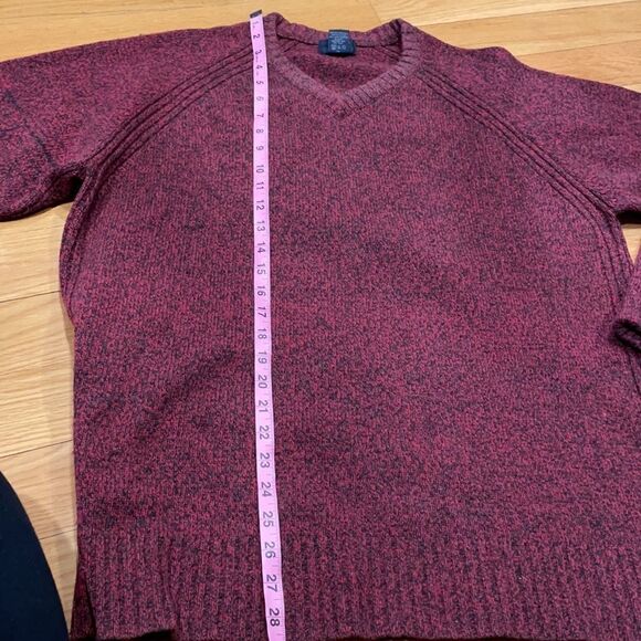 DOCKERS 𝅺21. XL men’s sweater. Some fading around the collar as pictured - Picture 7 of 7